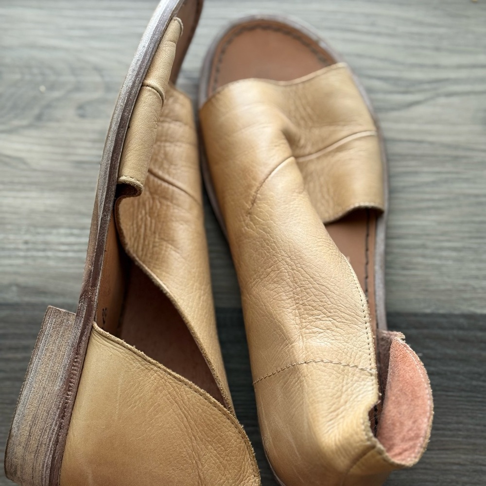 FREE PEOPLE Tan -yellow Leather Women's Shoes